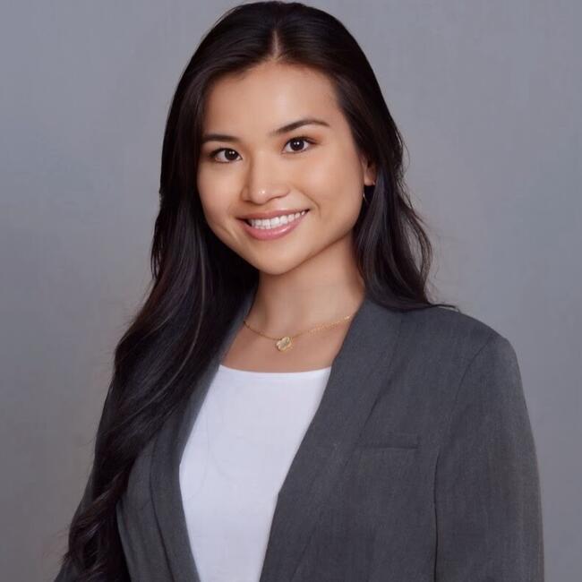 Babysitter in Coconut Creek: Tiffany