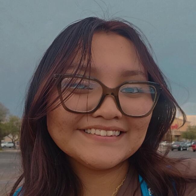 Babysitter in Phoenix: Tiarose