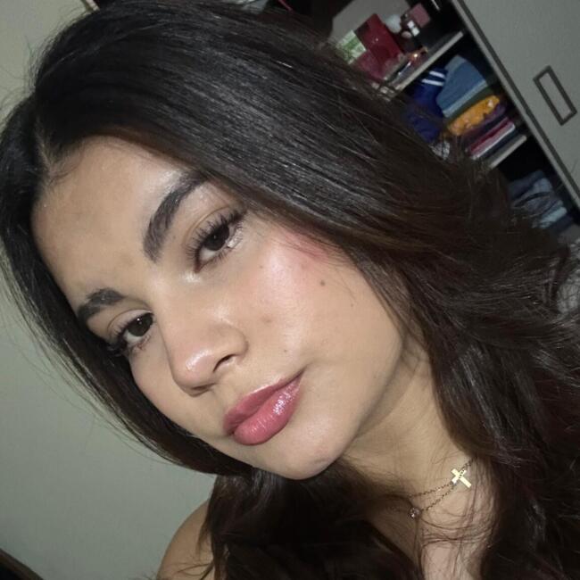 Babysitter in Ayolas: Abigahil