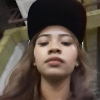 Babysitter in Singapore: Kaeira