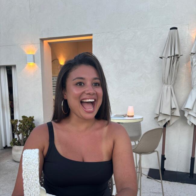 Babysitter in Gold Coast: Cristina