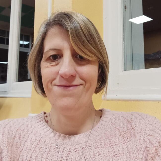 Babysitter in Mont-de-Marsan: Sabine