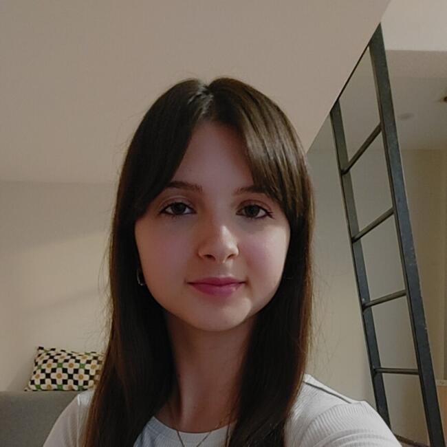 Babysitter in Nice: Diana