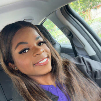 Babysitter Sydney: Elizabeth