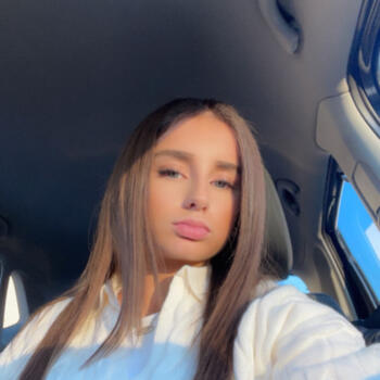 Babysitter in Sainte-Luce-sur-Loire: Louna