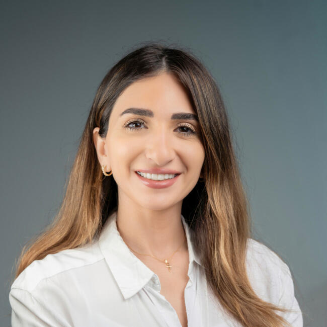 وظيفة جليسة أطفال في عمّان: Sereen