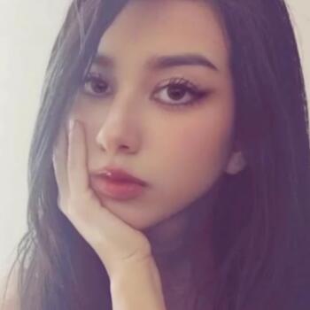 Babysitter in Soverato Marina: Laura