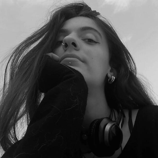 Babysitter in Petroúpolis: Konstantina