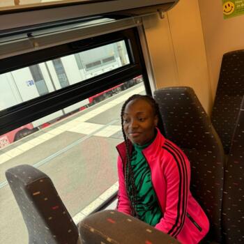 Babysitter in Aubange: Leticia