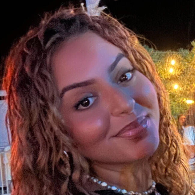 Babysitter in Saint-Étienne-du-Rouvray: Manal