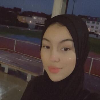 Babysitter in Brussel (Sint-Jans-Molenbeek): Oumaima