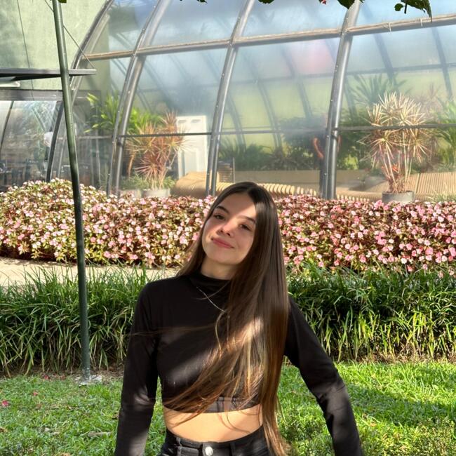 Babysitter in Porto Alegre: Maria eduarda