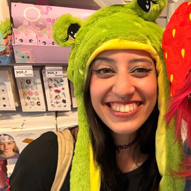 Babysitter in Alicante: Camila