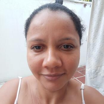 Babysitter in Campinas: Ana Jaira