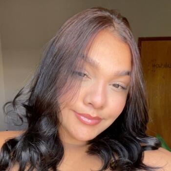 Babysitter in Governador Valadares: Julia