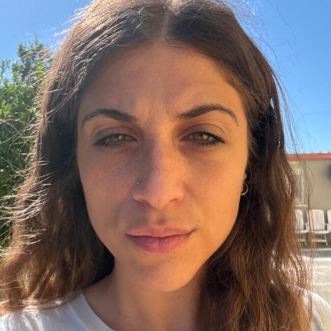 Babysitting job in Peschiera Borromeo: Gina
