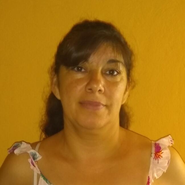 Babysitter in Quilmes: Adriana ester