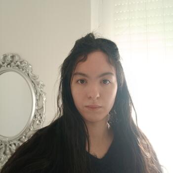 Babysitter in Saint-Étienne: Lilia