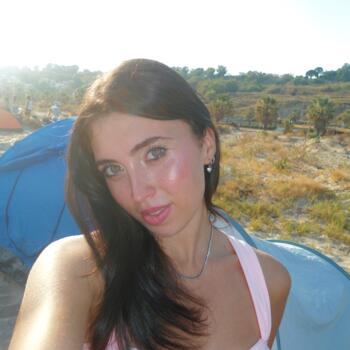 Babysitter a Mazara del Vallo: Debora