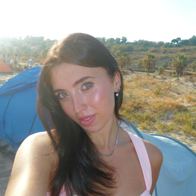 Babysitter a Mazara del Vallo: Debora