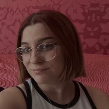 Babysitter in La Chapelle-de-Guinchay: Paloma