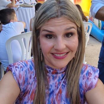 Trabajo de canguro en La Puebla del Río: trabajo de canguro Laura