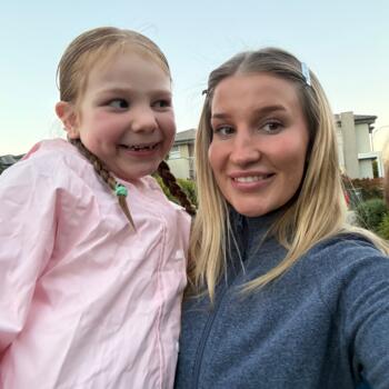 Babysitter Sydney: Charlotte