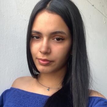 Babysitter in São Cristóvão: Ashley