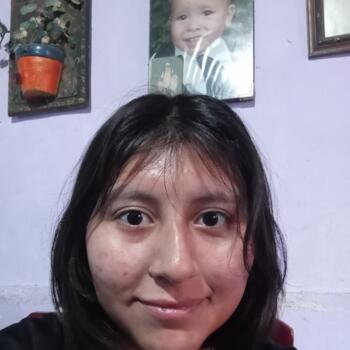 Babysitter Pilar: Luna Damaris