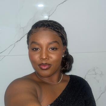 Babysitter Duque de Caxias: Diovana