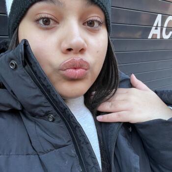 Babysitter in The Bronx: Alanie A