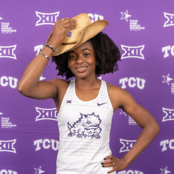 Babysitter in Fort Worth: Jordyn