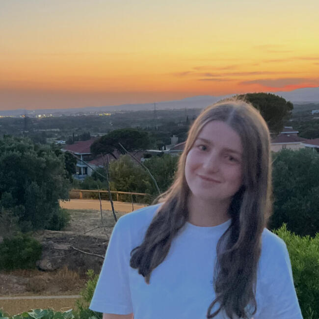 Babysitter in Nice: Louise