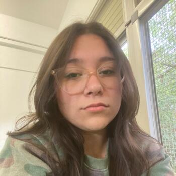 Babysitter in Alicante: Ariana Rolón