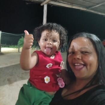 Emprego de babá em Itapevi: emprego de babá Marlinho