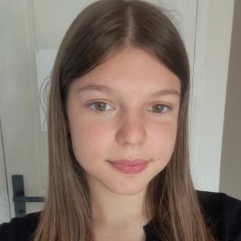 Babysitter Mézidon-Canon: Taïs