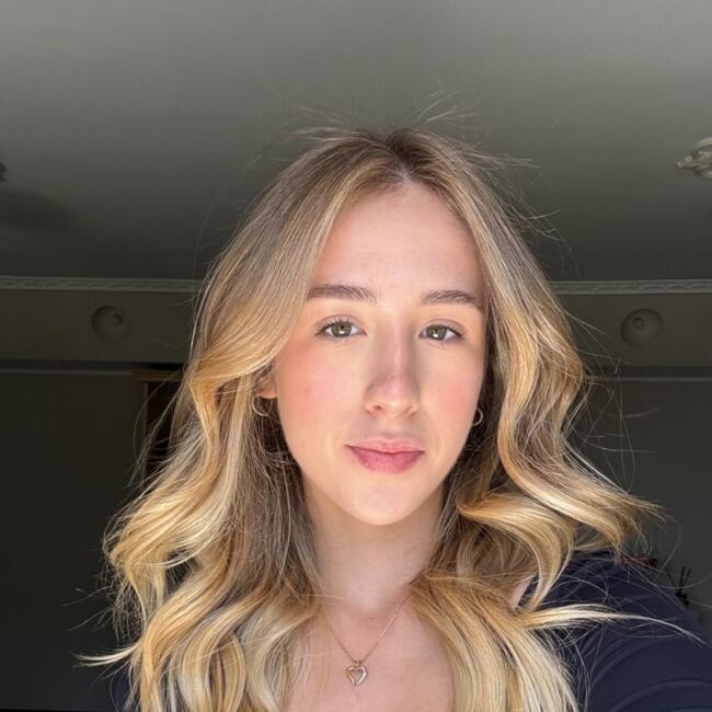 Babysitter em Aveiro: Leticia