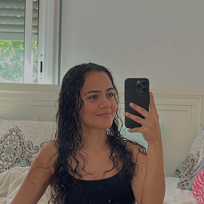 Canguro en Badalona: Jhanny