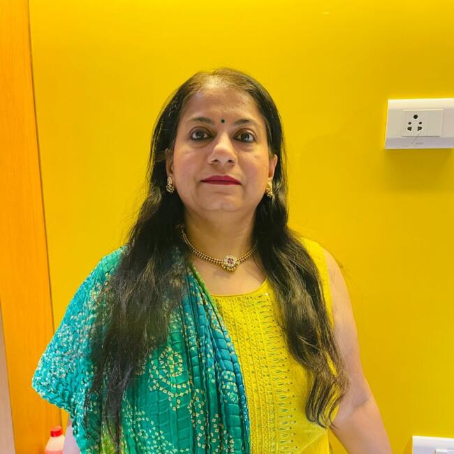 अहमदाबाद में बेबीसिटर: Kinjal Raval