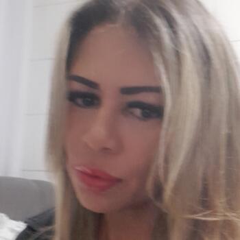 Babysitter in Palhoça: Maurelir