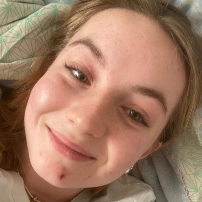 Babysitter in L'Haÿ-les-Roses: Mathilde