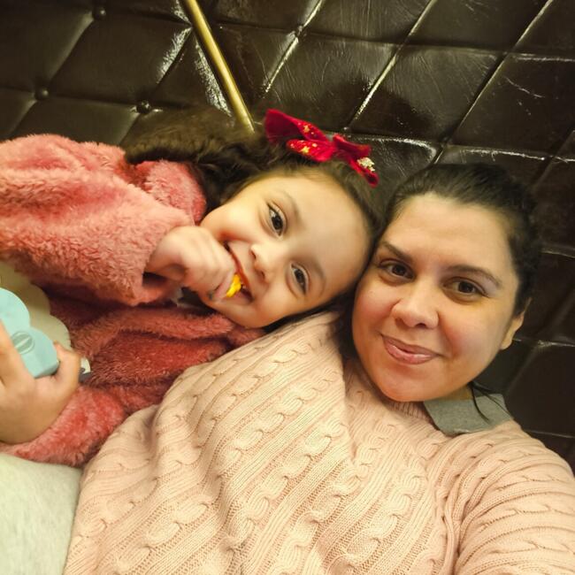 Babysitting job in Curitiba: Ana poliana
