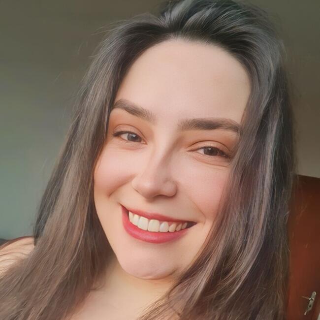 Emprego de babá em Juiz de Fora: Sabrina