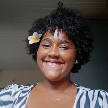 Babysitter in Salvador: Cauane Veiga