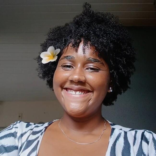 Babá em Salvador: Cauane Veiga