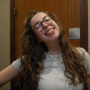 Babysitter in Darnétal: Leonie