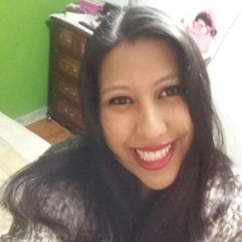 Babysitter Quito: Flor