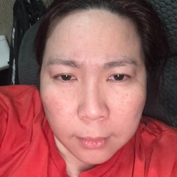 Childminder job in Makassar: babysitting job Melissa