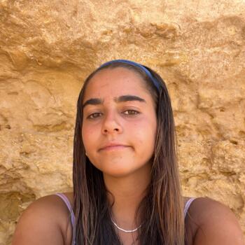 Babysitter in Encarnação: Margarida