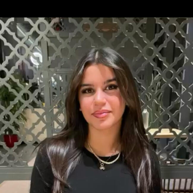 Babysitter in Joué-lès-Tours: Andréa